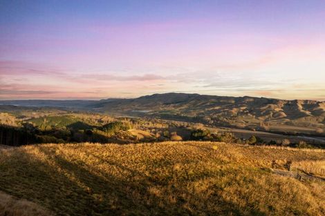 Photo of property in 27 Raratu Road, Kahuranaki, 4295