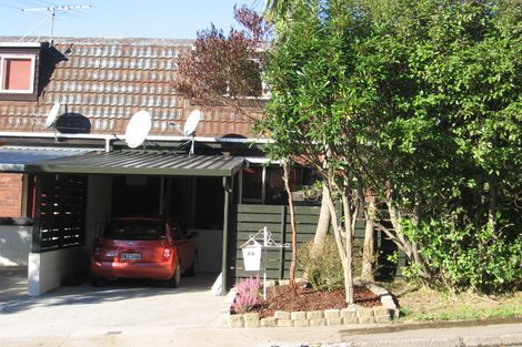 Photo of property in 66 Churton Drive, Churton Park, Wellington, 6037