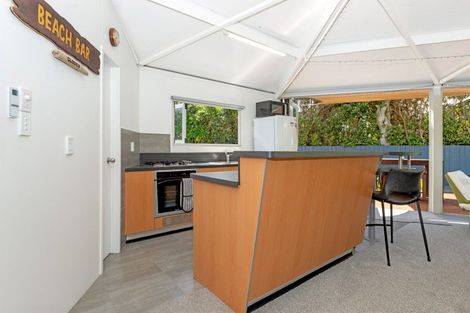 Photo of property in 86 Fortescue Street, Mahia, 4198