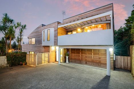 Photo of property in 3/42 Amorino Drive, Red Beach, 0932
