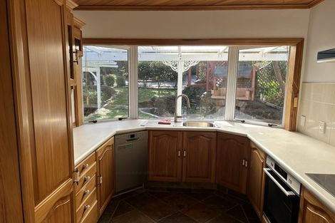 Photo of property in 17 Louise Place, Browns Bay, Auckland, 0630