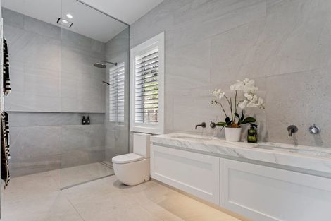 Photo of property in 48 Upper Whangateau Road, Big Omaha, 0985