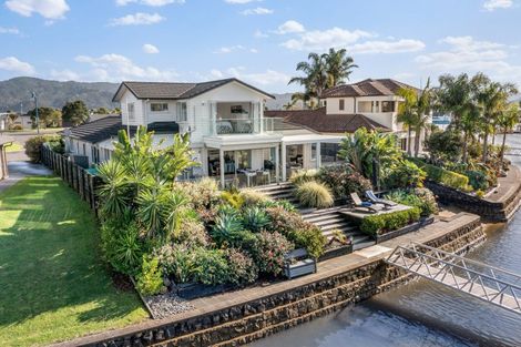 Photo of property in 14 Kelly Place, Whitianga, 3510