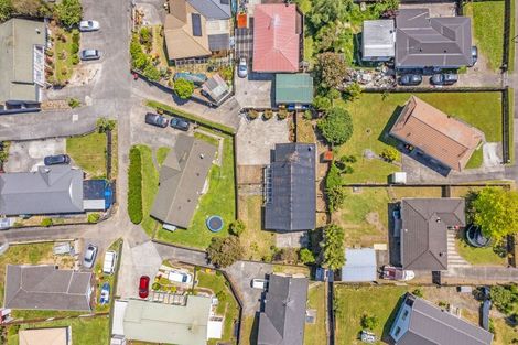 Photo of property in 20 Horlicks Place, Randwick Park, Auckland, 2105