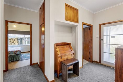 Photo of property in 17 Tasman Street, Opunake, 4616