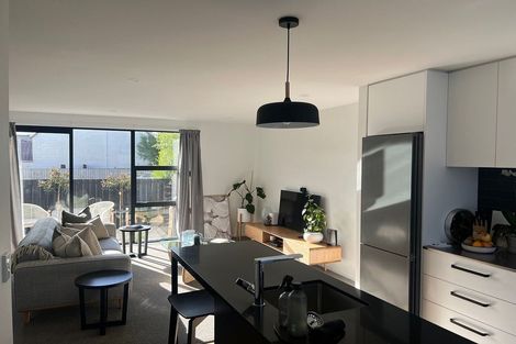 Photo of property in 4/6 Burdale Street, Riccarton, Christchurch, 8011