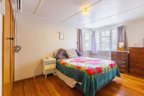 Photo of property in 32 Bibby Street, Waipawa, 4210