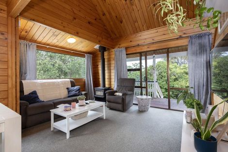 Photo of property in 62 Rhinevale Close, Henderson, Auckland, 0612