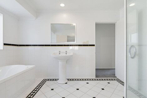 Photo of property in 61 Hodgkins Street, Pukehangi, Rotorua, 3015