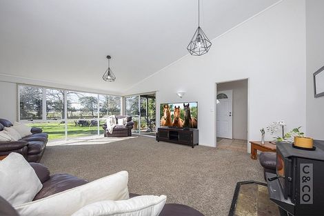 Photo of property in 2246 State Highway 16, Helensville, 0875