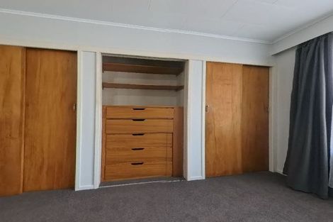 Photo of property in 54 Brois Street, Frankleigh Park, New Plymouth, 4310