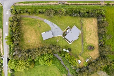 Photo of property in 3 Takapu Road, Manakau, Levin, 5573