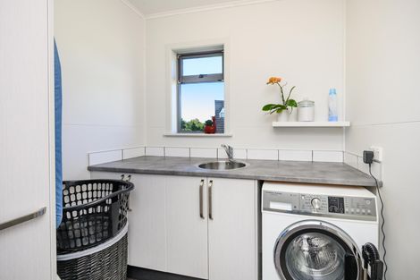 Photo of property in 5 Charles Street, Feilding, 4702