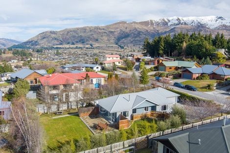 Photo of property in 3 Hillview Place, Wanaka, 9305