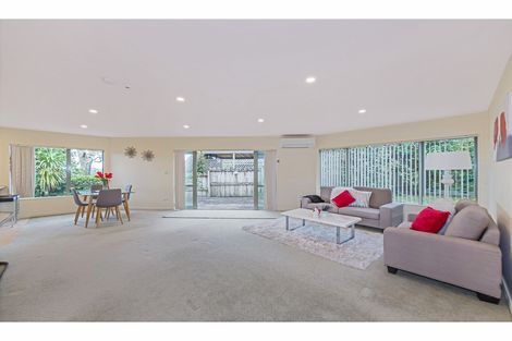 Photo of property in 115 Arran Road, Browns Bay, Auckland, 0630