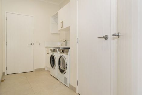 Photo of property in 3 Roseberry Place, Whitianga, 3510