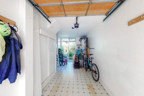 Photo of property in 168u5 Tinakori Road, Thorndon, Wellington, 6011