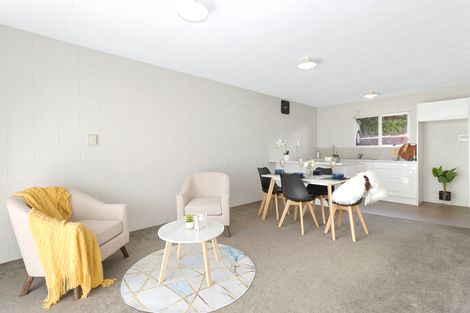 Photo of property in 2/4 Moana Street, Frankton, Hamilton, 3204