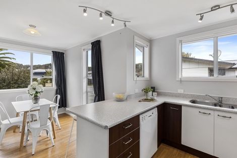 Photo of property in 11 Karamea Grove, Wainuiomata, Lower Hutt, 5014