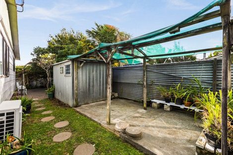 Photo of property in 42 Konini Crescent, Pirimai, Napier, 4112