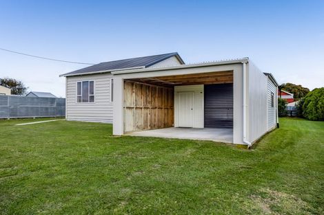 Photo of property in 12 Terou Street, Manaia, 4612