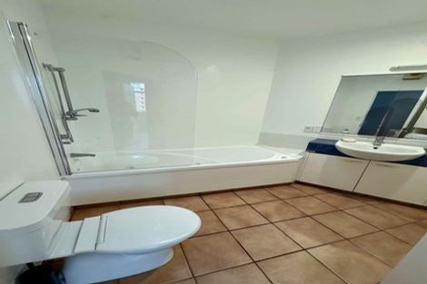Photo of property in Hume House, 33/152u The Terrace, Wellington Central, Wellington, 6011