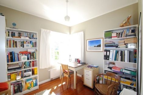 Photo of property in 107 Sunshine Avenue, Karori, Wellington, 6012