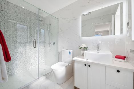 Photo of property in 60 Hikuawa Road, Flat Bush, Auckland, 2019
