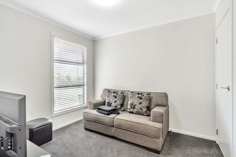 Photo of property in 15 Piwakawaka Drive, Stoke, Nelson, 7011