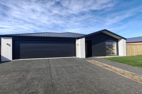 Photo of property in 10 Fernbird Road, Rolleston, 7678