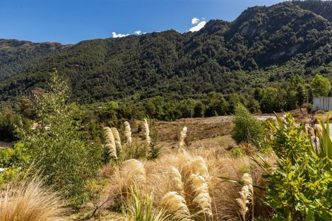 Photo of property in 17 Peregrine Falcon Road, Mount Creighton, Queenstown, 9371