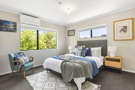 Photo of property in 2/59 Topliss Drive, Northcross, Auckland, 0632