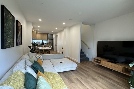 Photo of property in 22 Parkwood Avenue, Westgate, Auckland, 0614