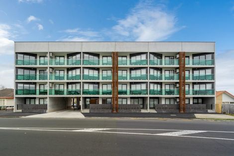 Photo of property in 70 Park Avenue, Rosehill, 2113