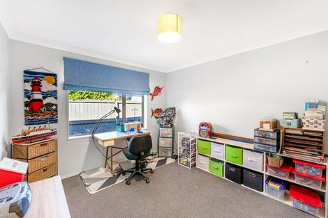 Photo of property in 18 Torrey Pines, Waimairi Beach, Christchurch, 8083