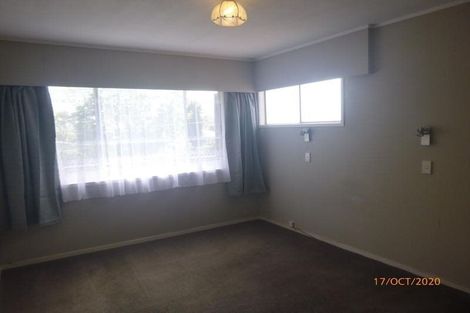Photo of property in 1b/2 Divich Avenue, Te Atatu South, Auckland, 0610