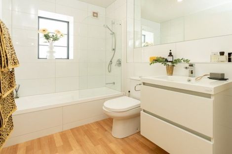 Photo of property in Westhaven Apartments, 23/127u Molesworth Street, Thorndon, Wellington, 6011