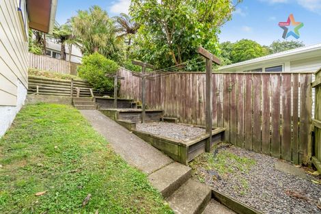 Photo of property in 6 Tobruk Street, Karori, Wellington, 6012