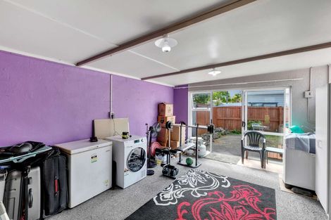 Photo of property in 7 Woodvale Road, Glen Eden, Auckland, 0602
