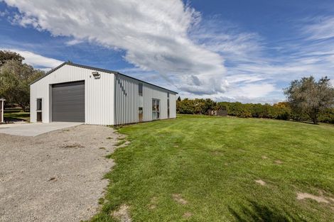 Photo of property in 350 Porangahau Road, Waipukurau, 4282