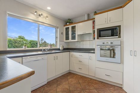 Photo of property in 42 Mahonia Place, Pyes Pa, Tauranga, 3112