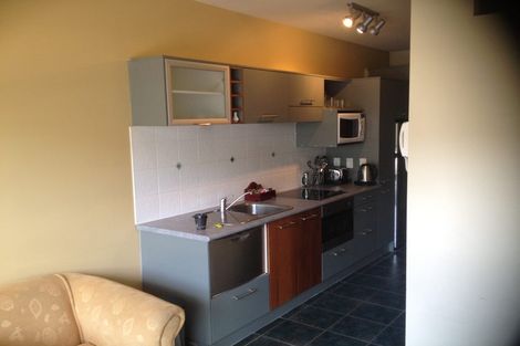 Photo of property in Atrium Towers, 5r/154 The Terrace, Wellington Central, Wellington, 6011