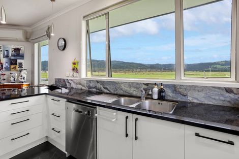 Photo of property in 7 Yankee Lane, Whitianga, 3510
