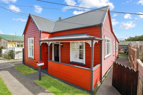 Photo of property in 903 Queen Street, Thames, 3500