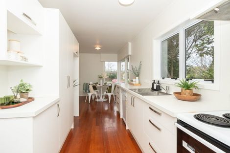 Photo of property in 1 Jennifer Place, Chartwell, Hamilton, 3210