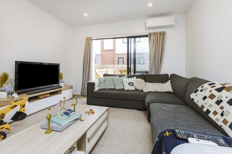 Photo of property in 11 Aumarire Lane, Favona, Auckland, 2024