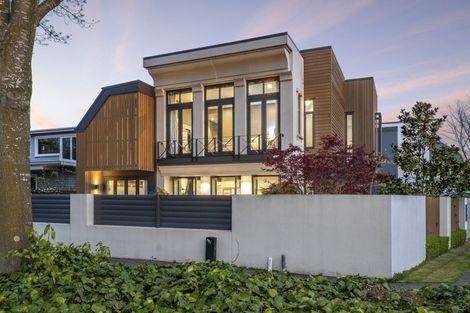 Photo of property in 21 Matai Street East, Riccarton, Christchurch, 8011