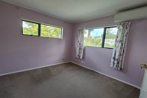 Photo of property in 19 Merriefield Avenue, Forrest Hill, Auckland, 0620