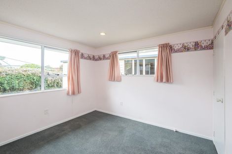 Photo of property in 44 Langdale Avenue, Paraparaumu, 5032