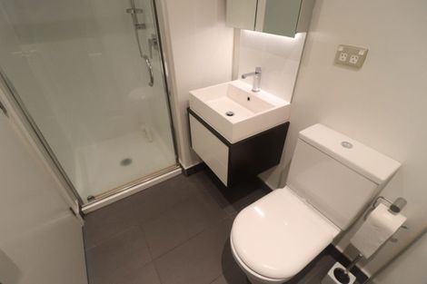 Photo of property in 2 Salford Place, Awapuni, Palmerston North, 4412